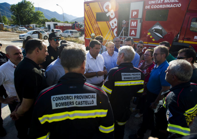 Los #bomberos de Castellón limpian 700 kilómetros de pistas forestales para prevenir los incendios